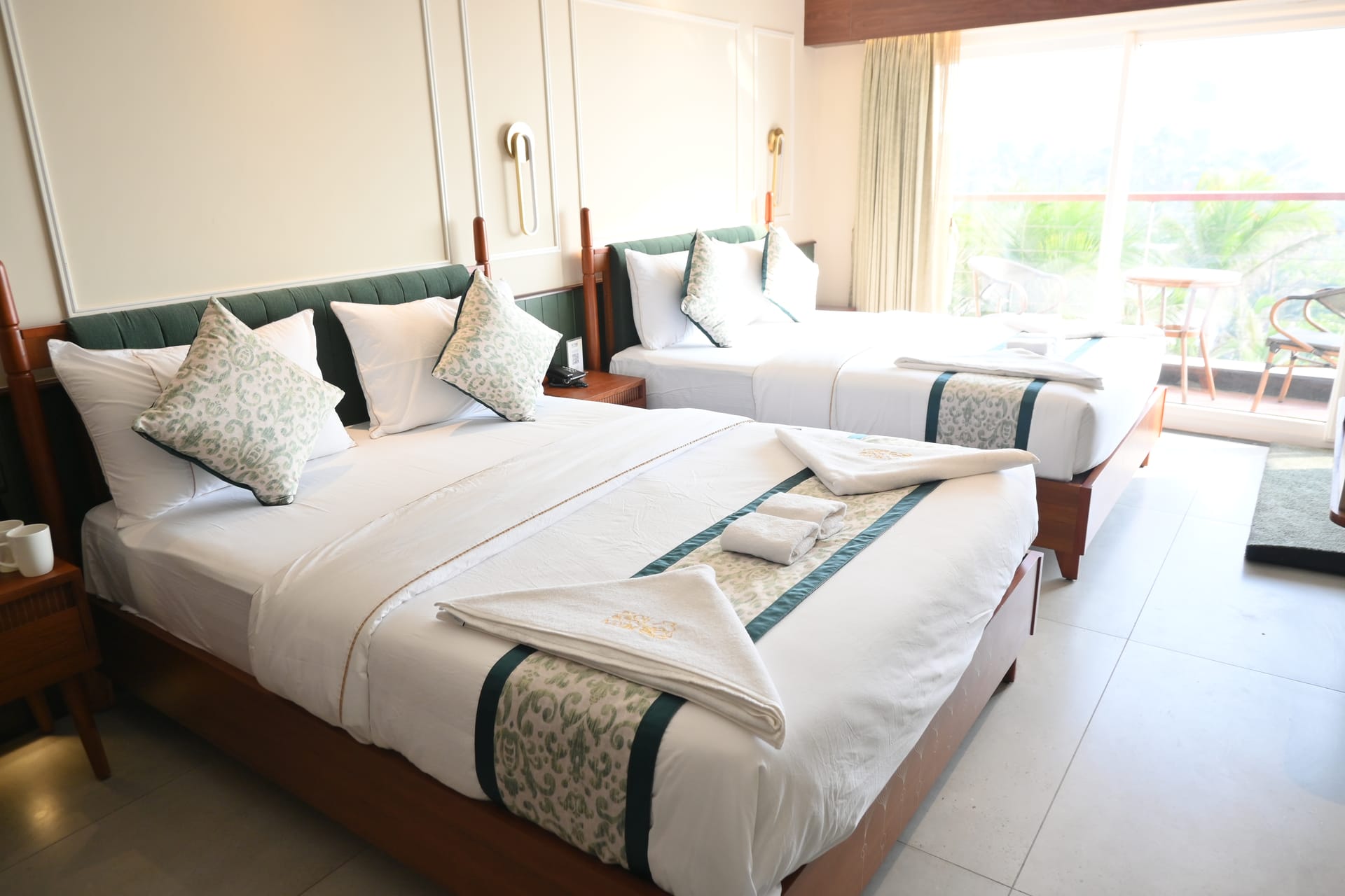 Premium Four Bed at Hotel Sonar Bangla