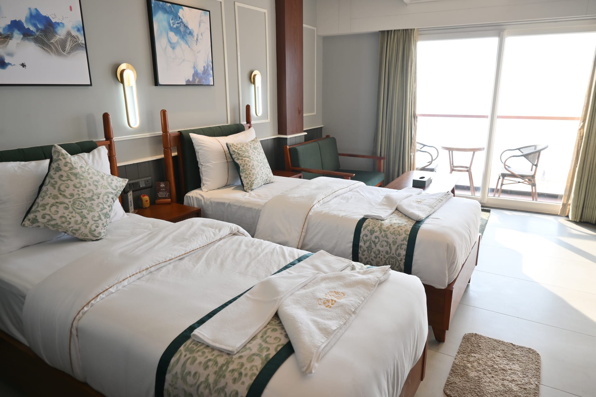 Platinum Twin Bed view 3